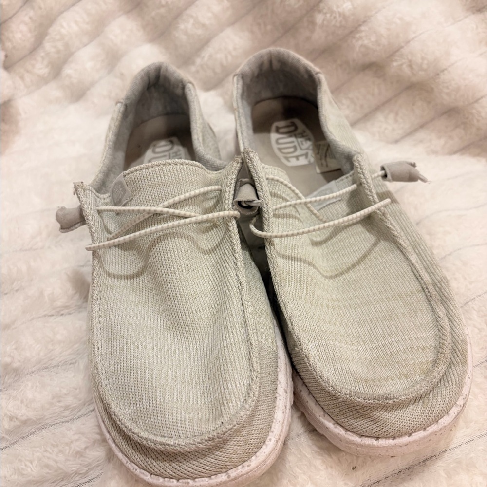 Hey Dude Soft Gray M(8) / W(10) - Picture 3 of 6